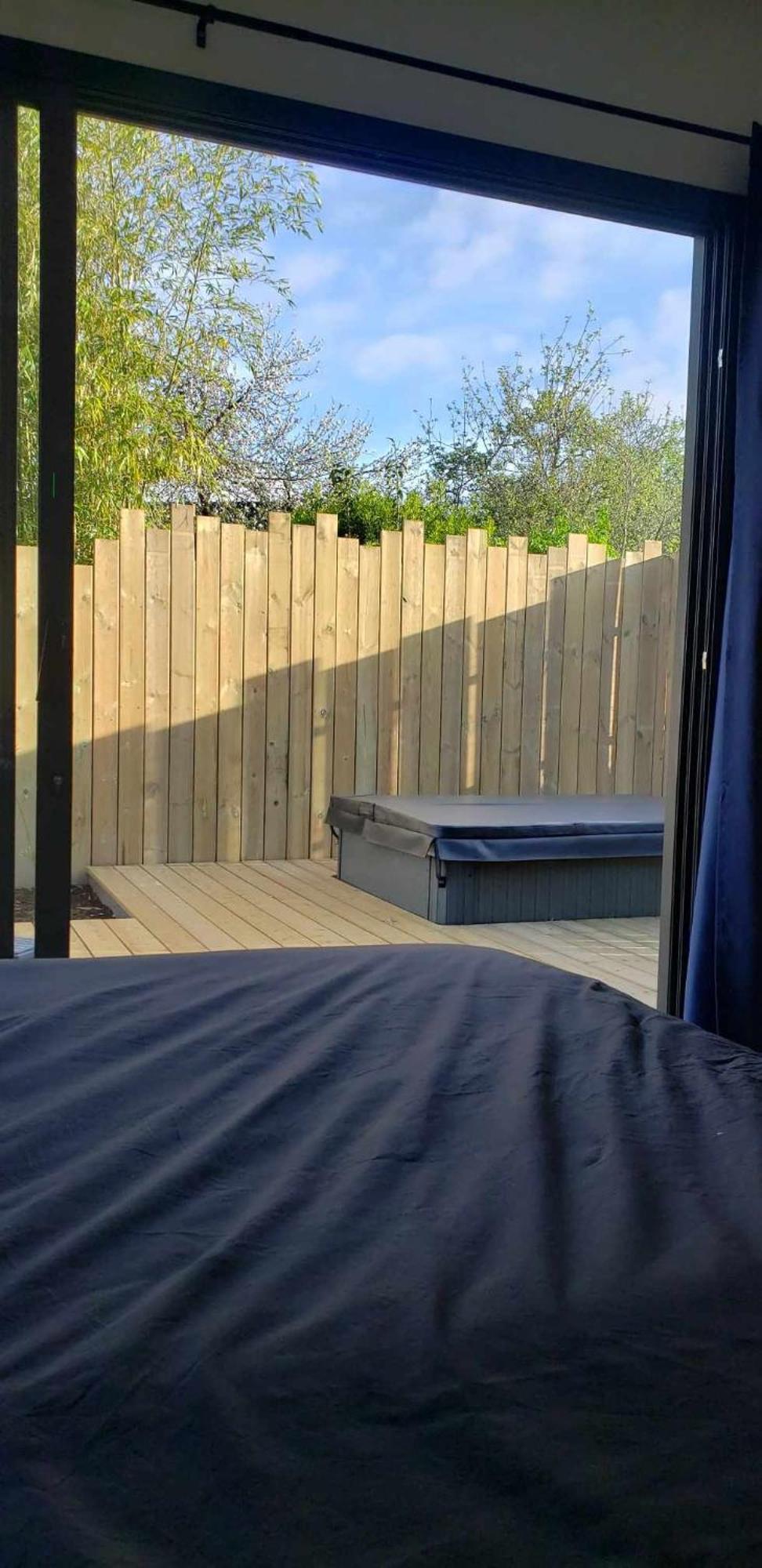 Studio De Jardin Au Calme เอนน์บงต์ ภายนอก รูปภาพ